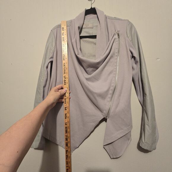 Blank NYC Moto Jacket Womens SM Taupe Zip Front Faux Vegan Leather Asymmetrical - Picture 8 of 9